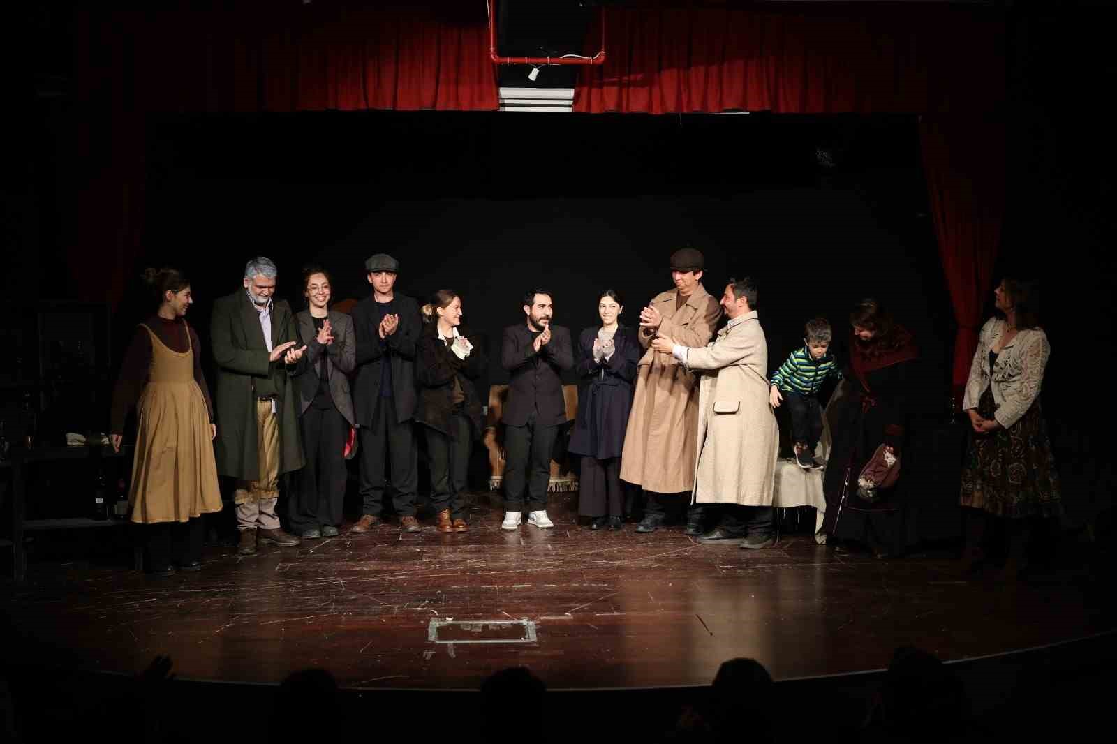 Merkezefendi’de Kısa Oyunlar Festivali sanat dolu anlara sahne oldu
