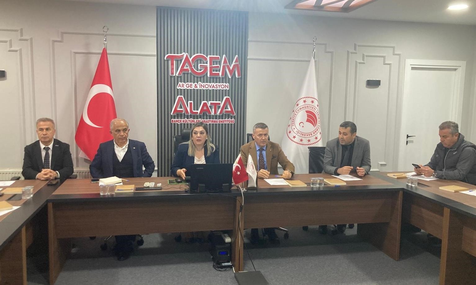 Mersin tarımı faydalı böcekle biyolojik mücadeleye odaklandı
Mersin tarımı faydalı böcekle biyolojik mücadeleye odaklandı