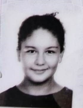 Mersin’de 3 kızın öldüğü kazanın ardından acılı babadan yürek yakan sözler
Mersin’de 3 kızın öldüğü kazanın ardından acılı babadan yürek yakan sözler