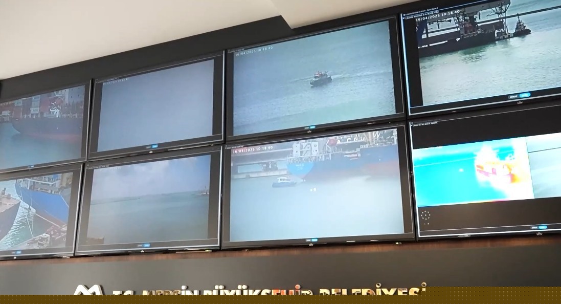 Mersin’de denizi kirleten gemiye 13 milyon TL ceza kesildi, gemi rıhtıma bağlandı
