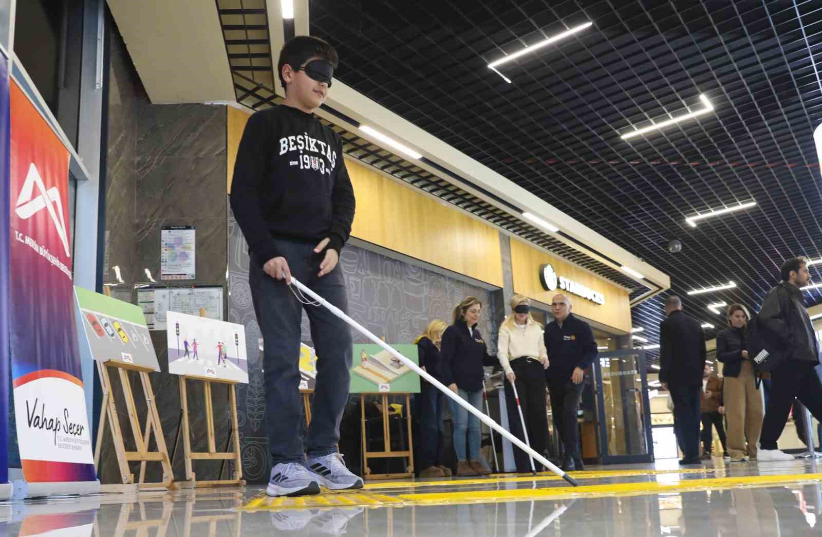 Mersin’de görme engelliler için empati parkuru kuruldu
