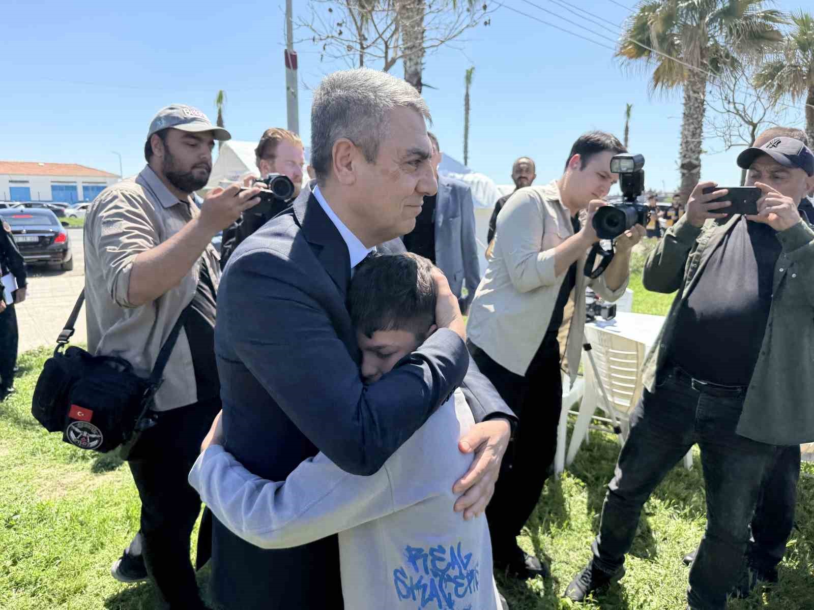 Mersin’de kayıp gencin aranmasına 6. günde de devam edildi
