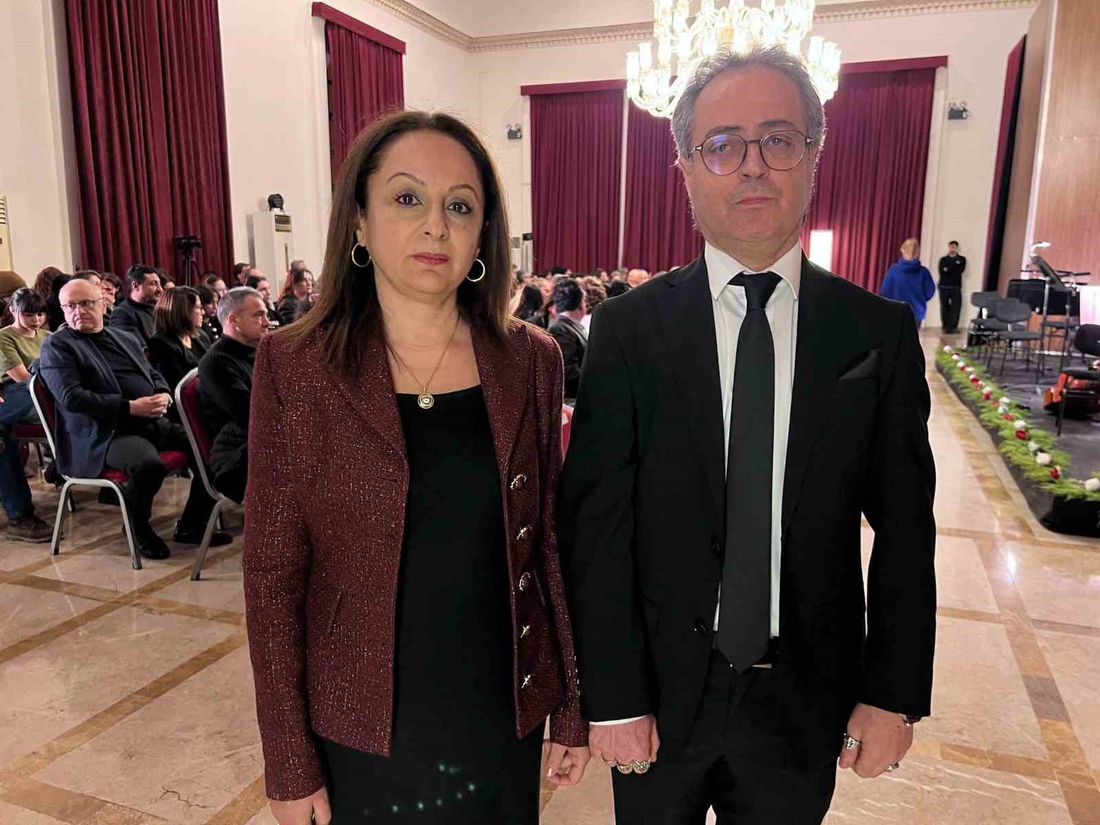 Mersin’de kazada hayatını kaybeden keman sanatçısı Laçin Akyol unutulmadı
