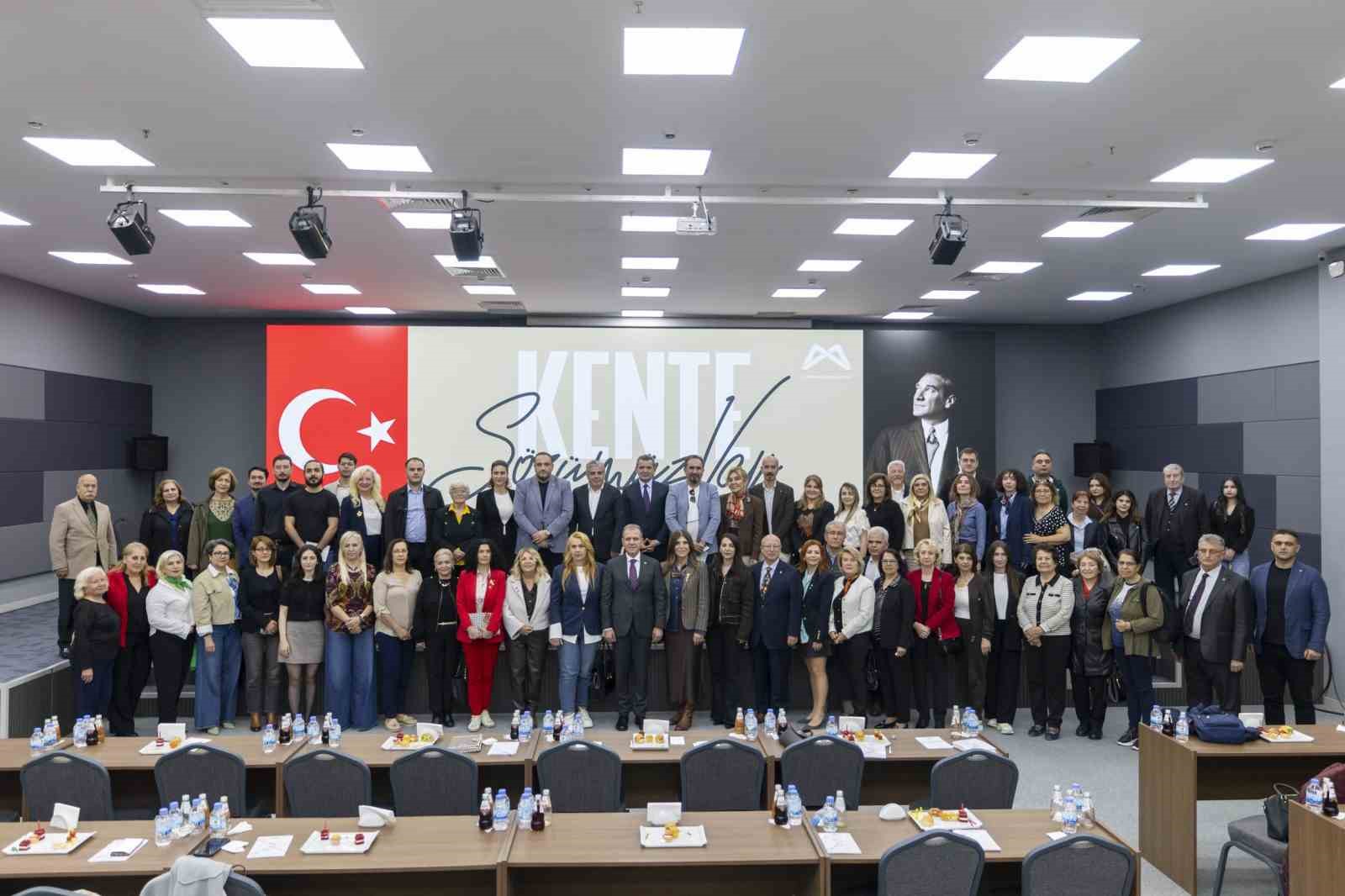 Mersin’de ‘Kent Katılımı Buluşmaları’ başladı, Seçer projeleri anlattı
