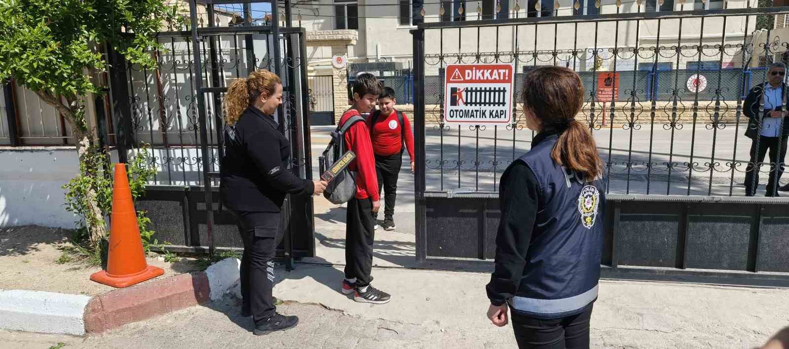 Mersin’deki okullarda güvenlik önlemleri alındı, veliler memnun kaldı
