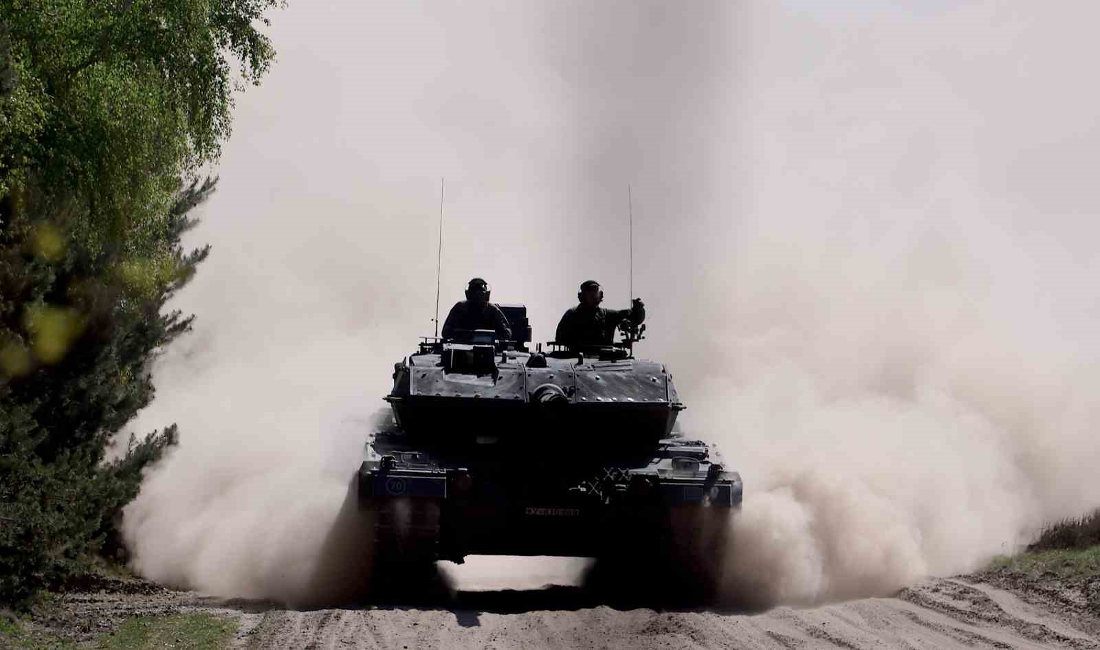 Merz, ABD ile tansiyonu düşürmeye çalıştı
