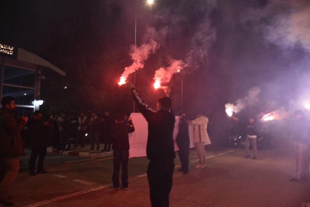 Meşaleler Dadaşların özel gururları için yandı
