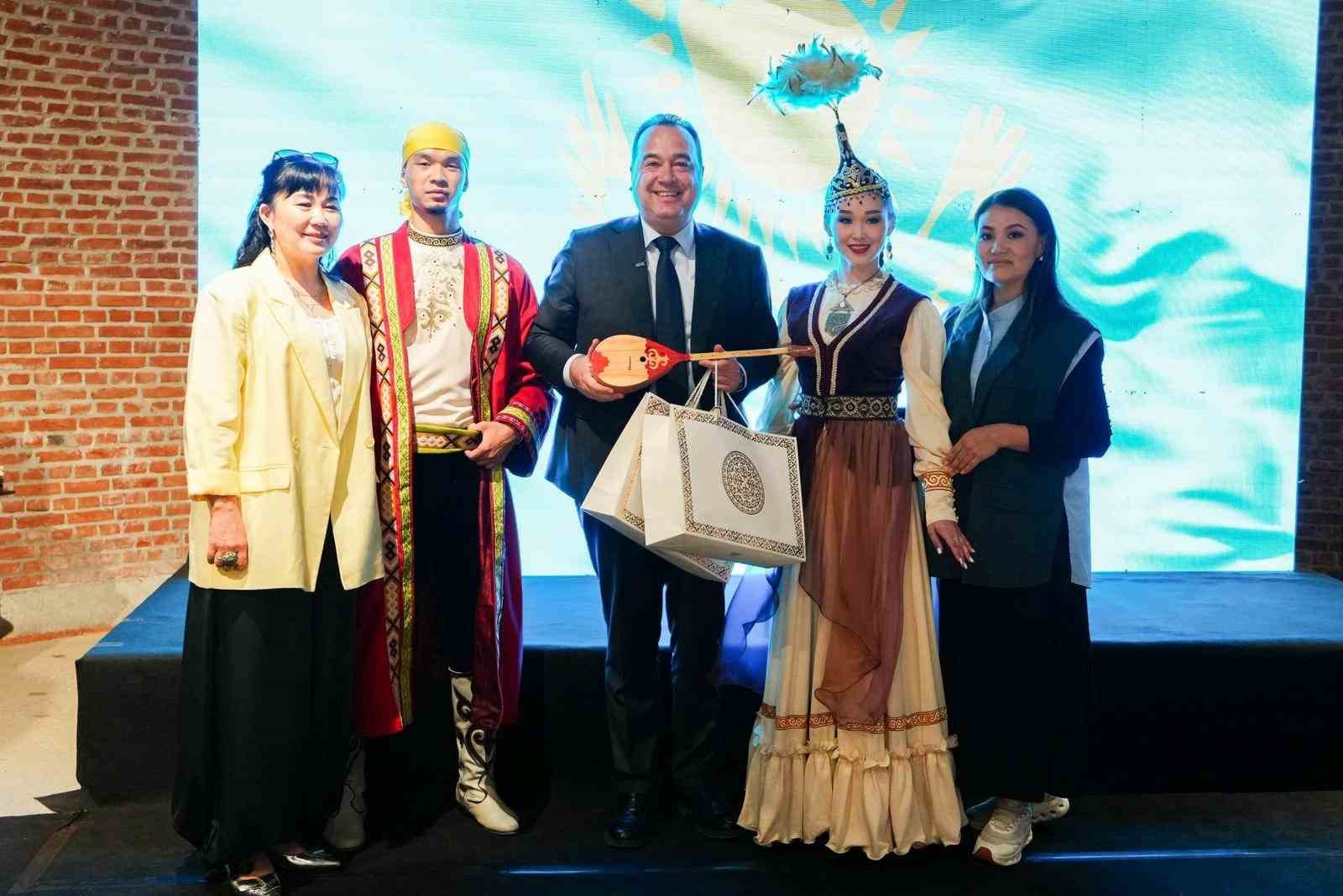 Mesir Festivali’nde dünya kültürleri Manisa’da buluştu
