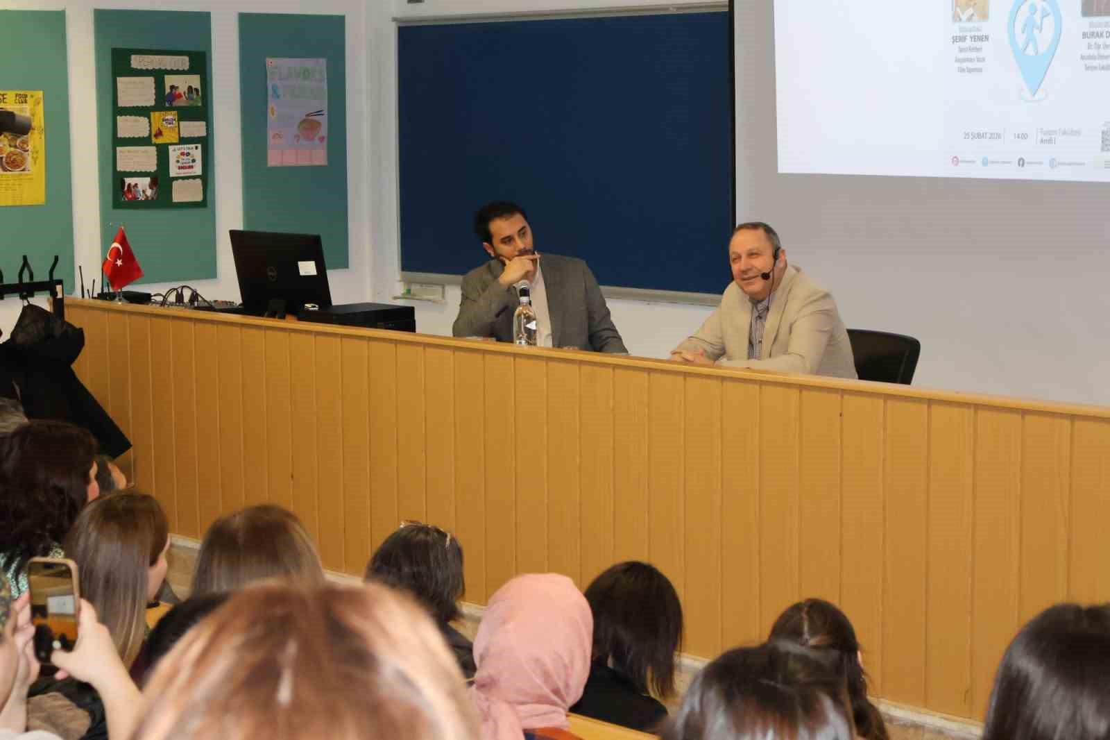 Mesleğin ustası öğrencilerle tecrübelerini paylaştı
Mesleğin ustası öğrencilerle tecrübelerini paylaştı