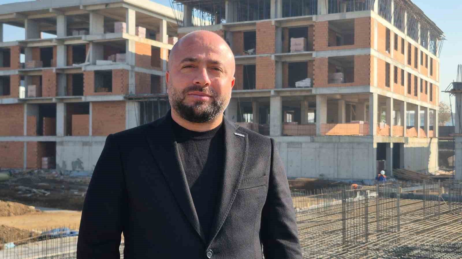 Metin Şişman Gazeteciler Gününü unutmadı
Metin Şişman Gazeteciler Gününü unutmadı