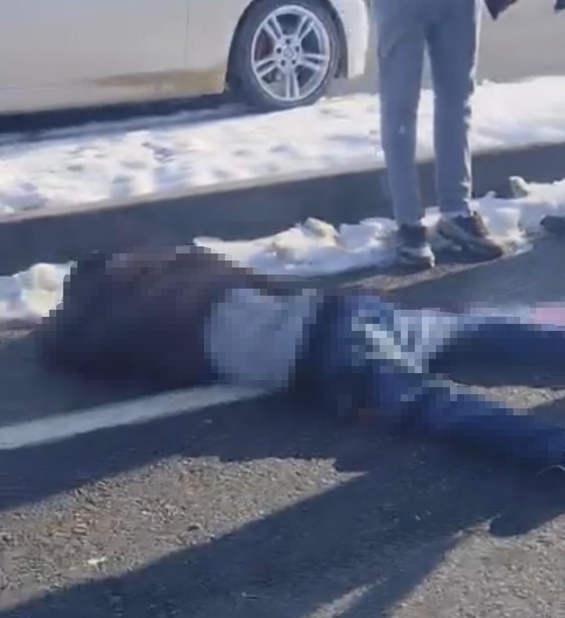 Metrelerce havaya fırlayan yaya hayatını kaybetti, kaza anı kameraya yansıdı
