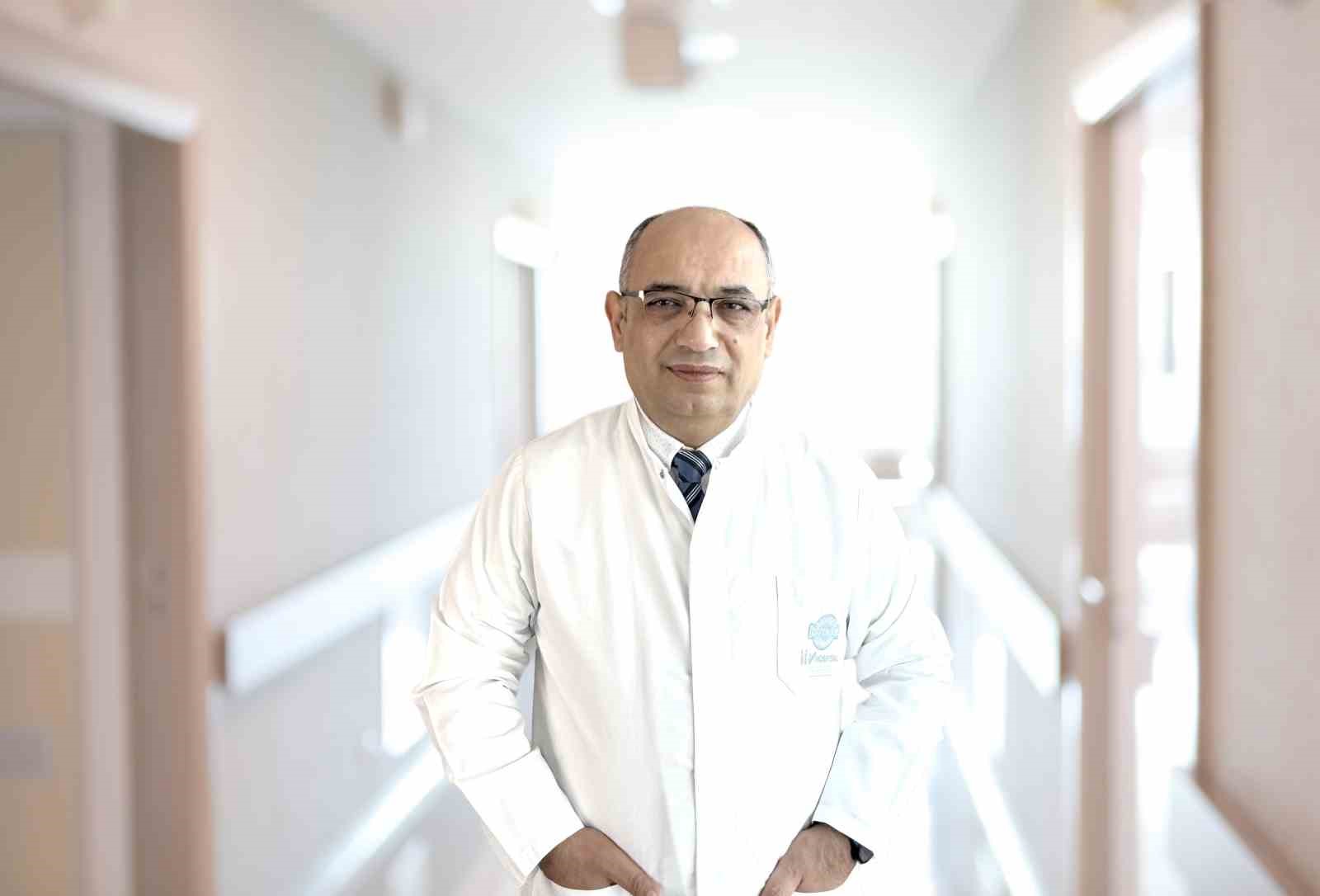 "Mevsim geçişleri depresyonu tetikleyebiliyor"
"Mevsim geçişleri depresyonu tetikleyebiliyor"