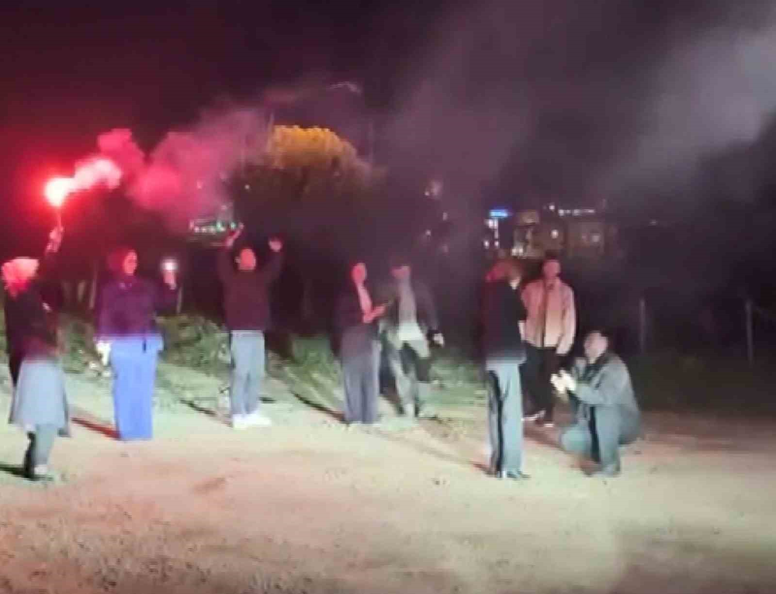 "Meydan dayaklı" evlilik teklifi
