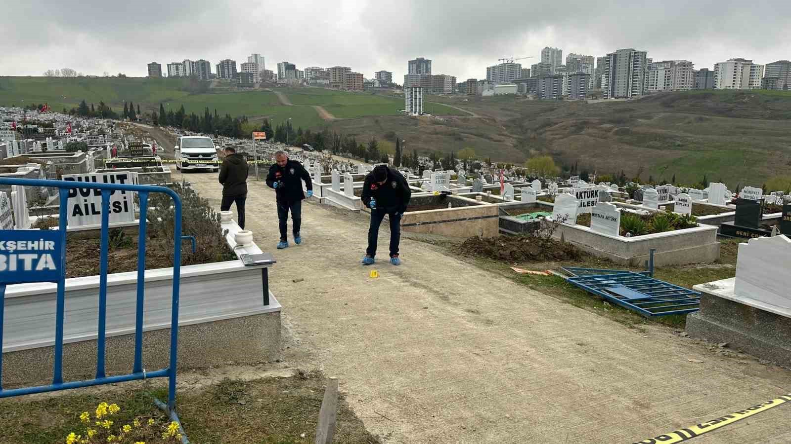 Mezarlıkta silahlı saldırı: 1 yaralı

