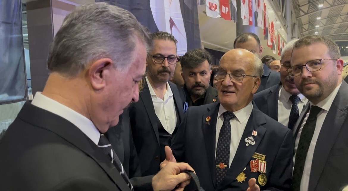 MHP Genel Sekreteri Büyükataman: "Türkiye üzerinde hesap yapanlar kendi kazdıkları kuyuya düşecektir"
