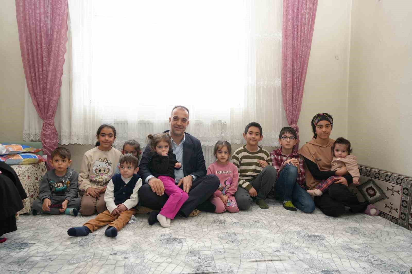 MHP’den 500 çocuğa bayramlık elbise
