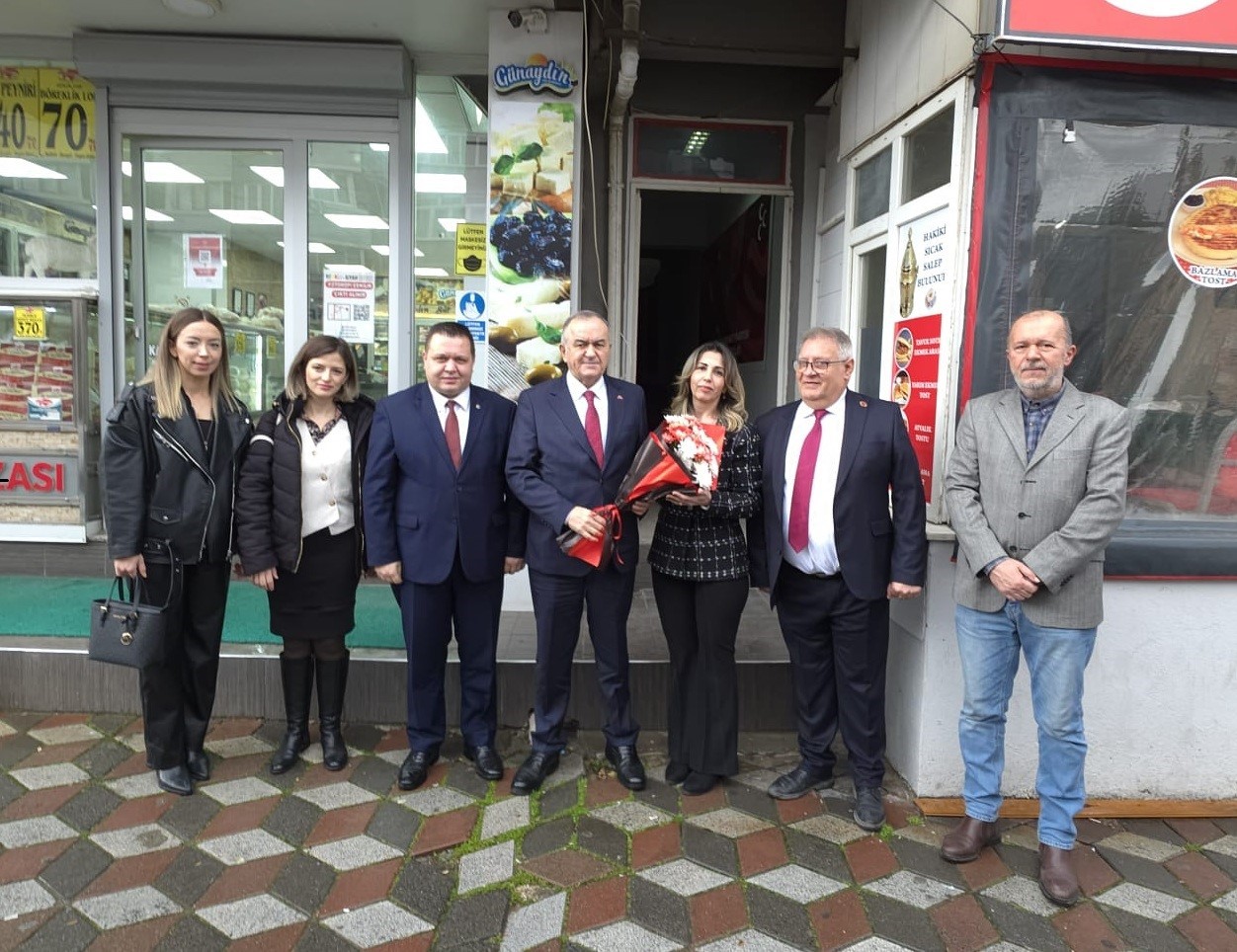 MHP’li Akçay: "CHP cinnet geçiriyor"
