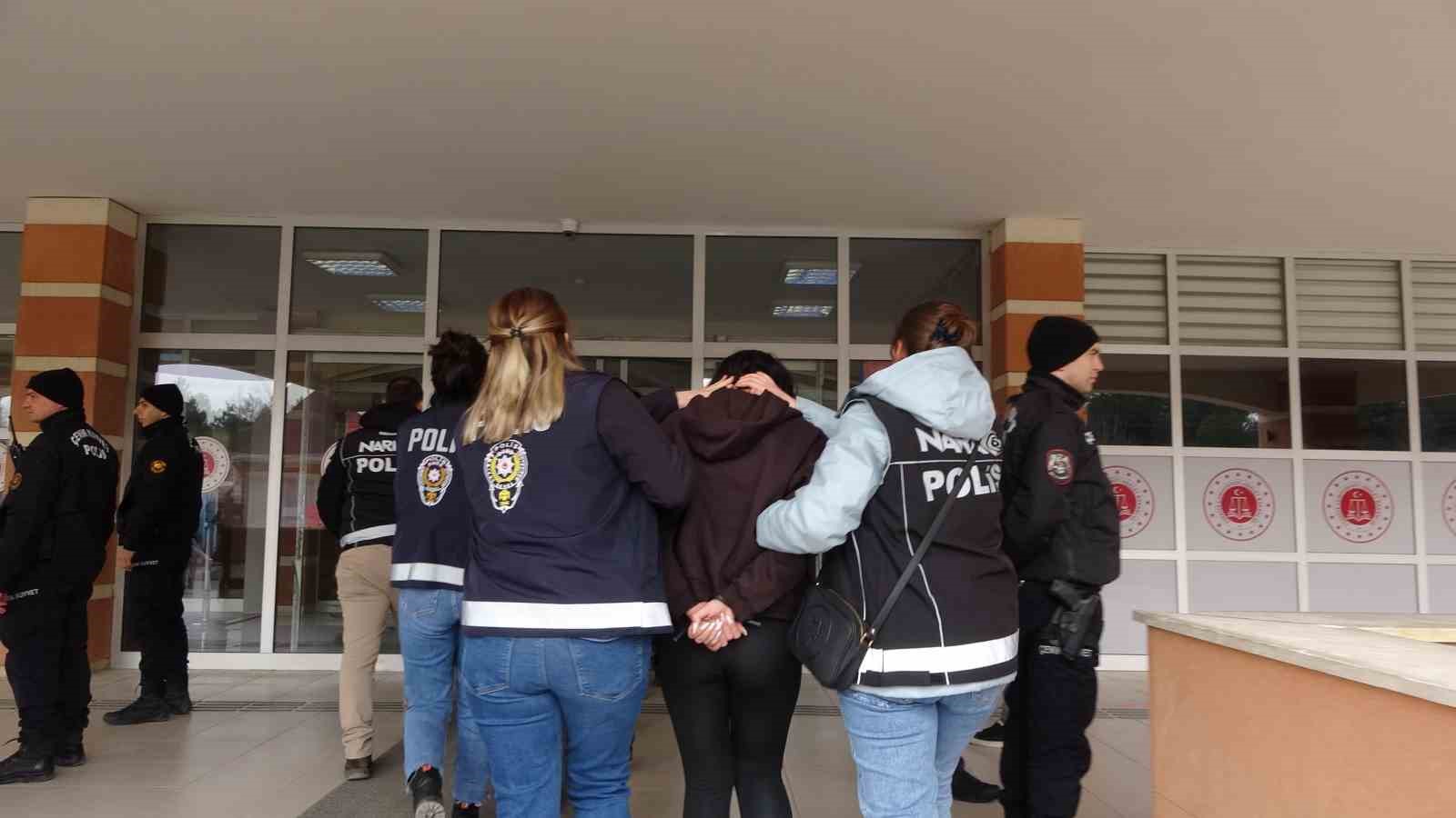 Midede uyuşturucu sevkiyatı Kastamonu’da son buldu
