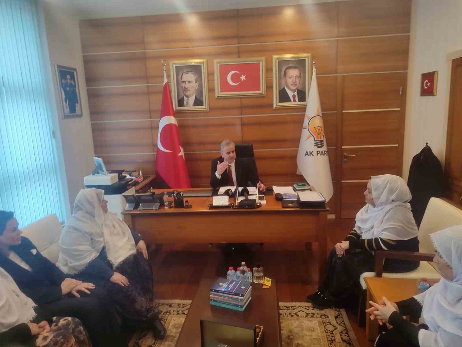 Mihalgazi Belediye Başkanı Güneş: "Benim oğlumun beni arayıp ‘anne, bunlara üzülme’ demesi, üzüyor"
