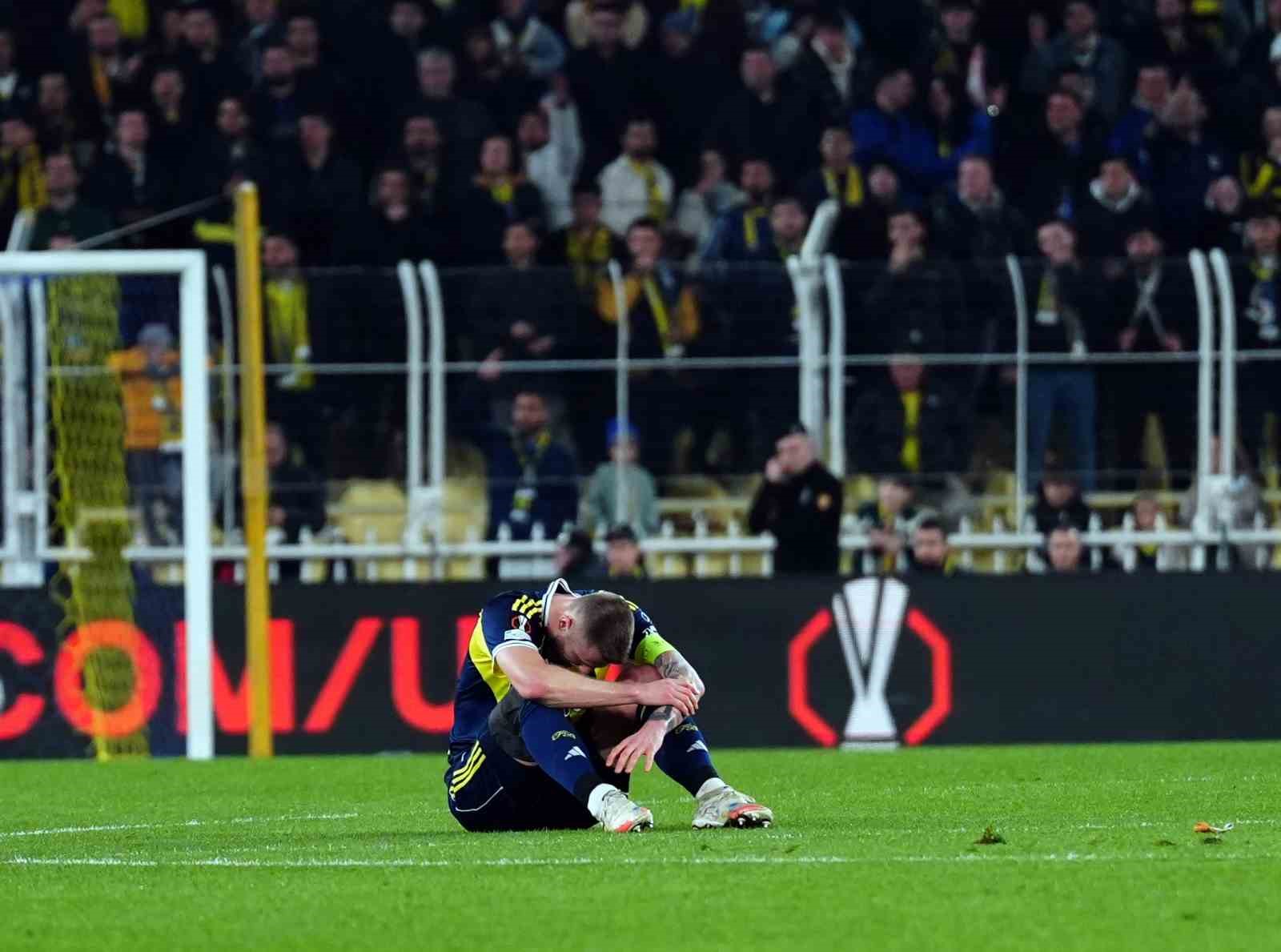 Milan Skriniar, maça devam edemedi
