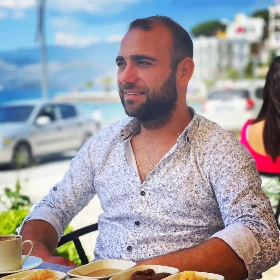 Milas’ta tefecilik soruşturmasındaki iddialar dikkat çekti: 4 tutuklama
Milas’ta tefecilik soruşturmasındaki iddialar dikkat çekti: 4 tutuklama