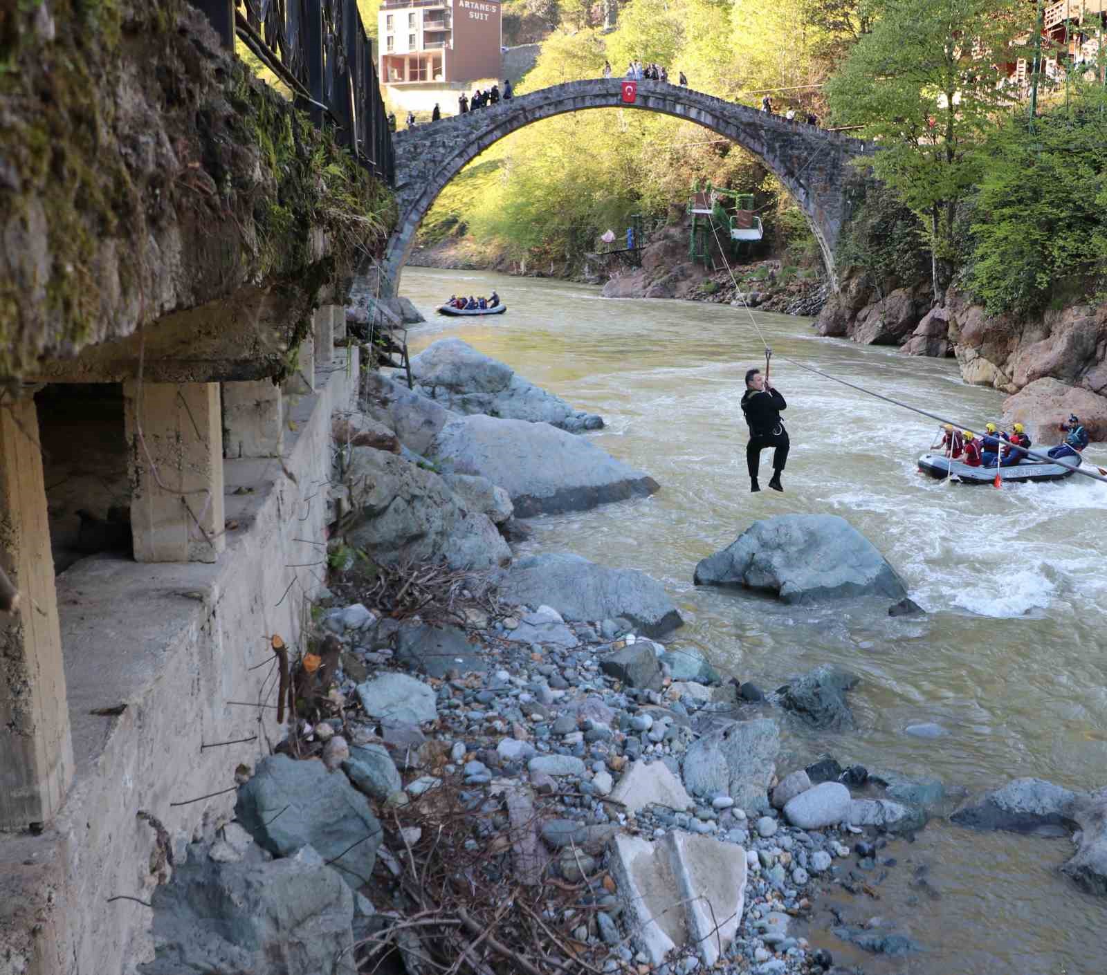 Milletvekili Alpay Özalan: "Cumhurbaşkanımıza çok büyük bir başarı hediye etme zamanı geldiğini düşünüyorum"
