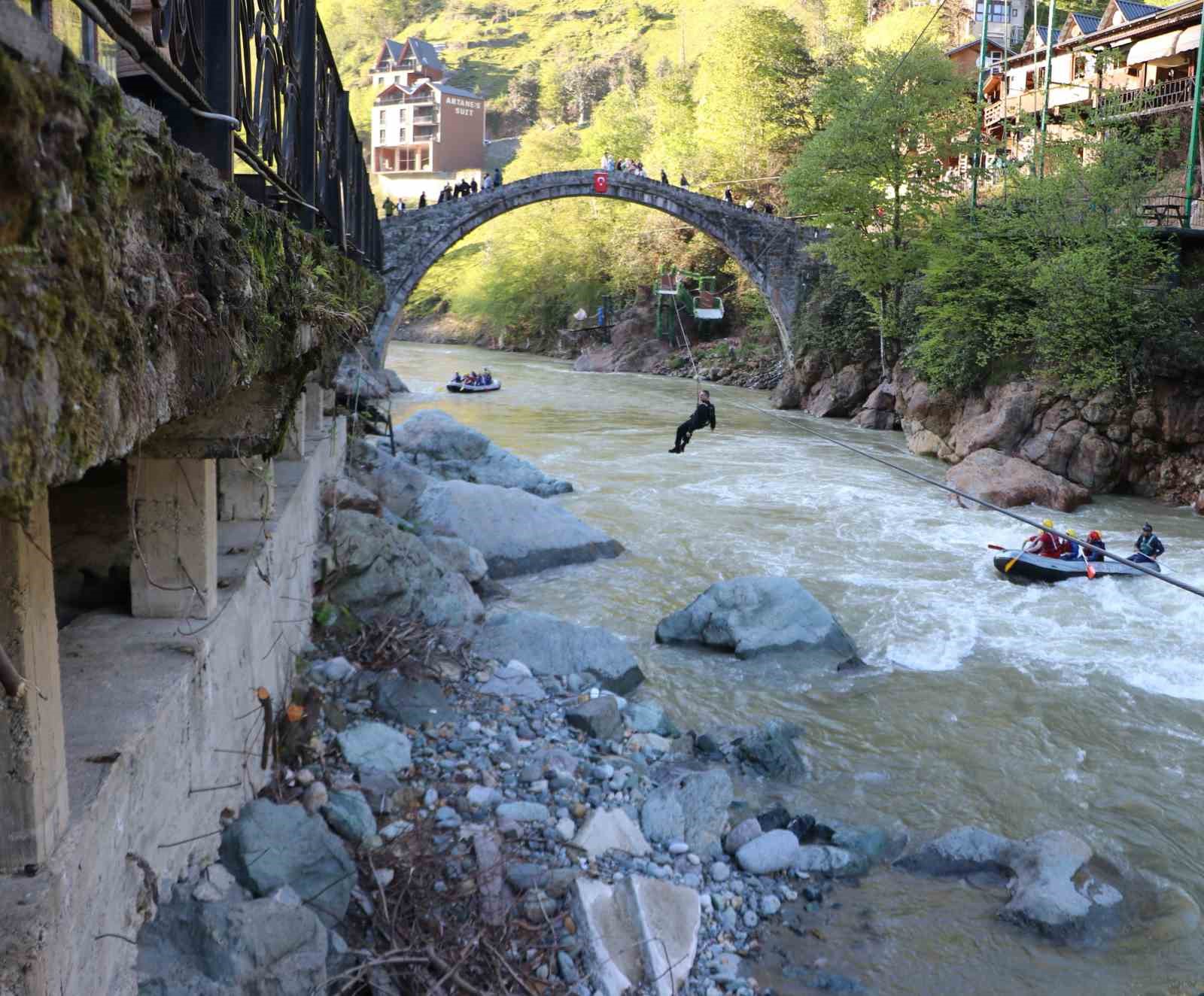 Milletvekili Alpay Özalan: "Cumhurbaşkanımıza çok büyük bir başarı hediye etme zamanı geldiğini düşünüyorum"
