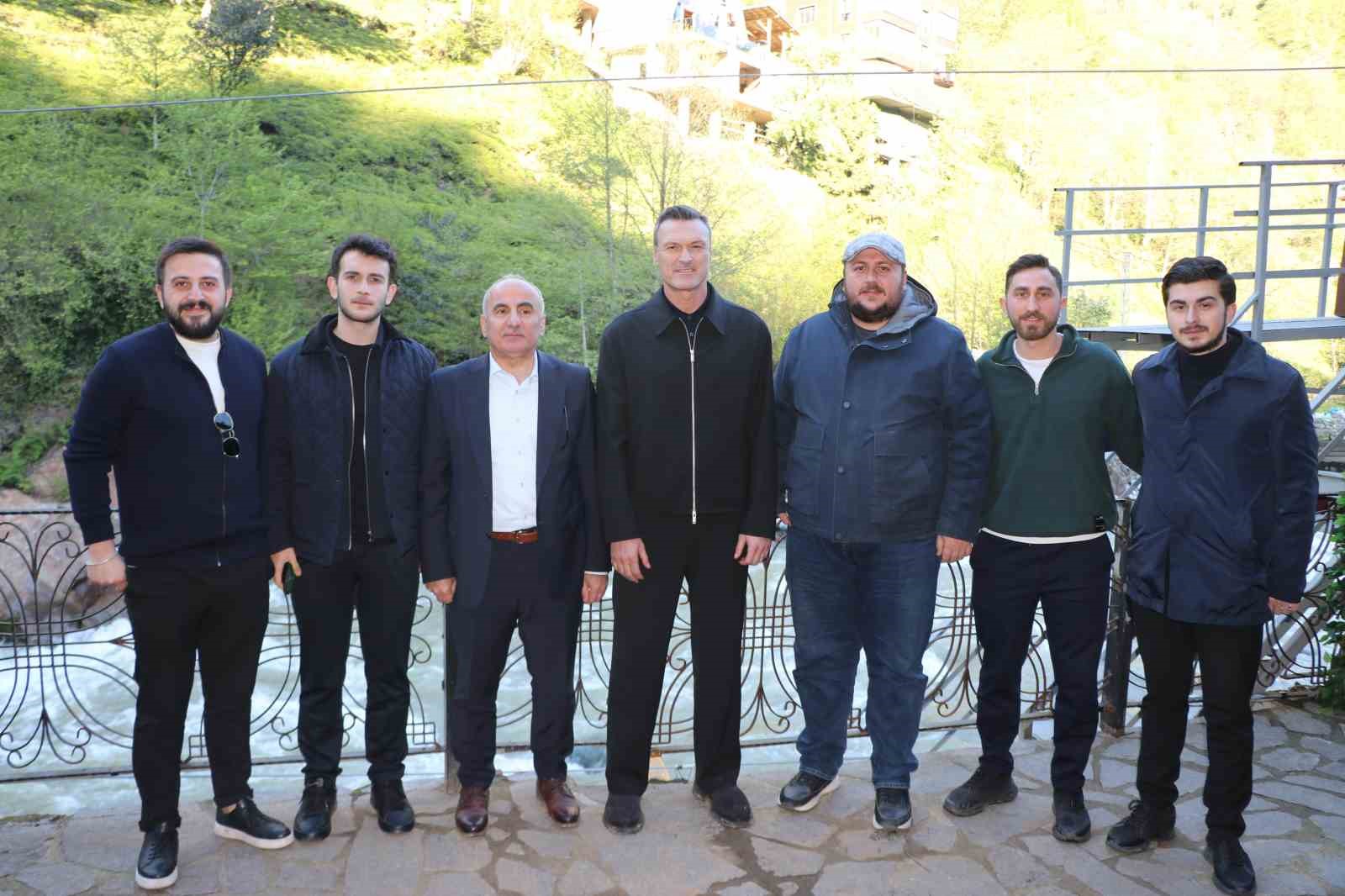 Milletvekili Alpay Özalan: "Cumhurbaşkanımıza çok büyük bir başarı hediye etme zamanı geldiğini düşünüyorum"
