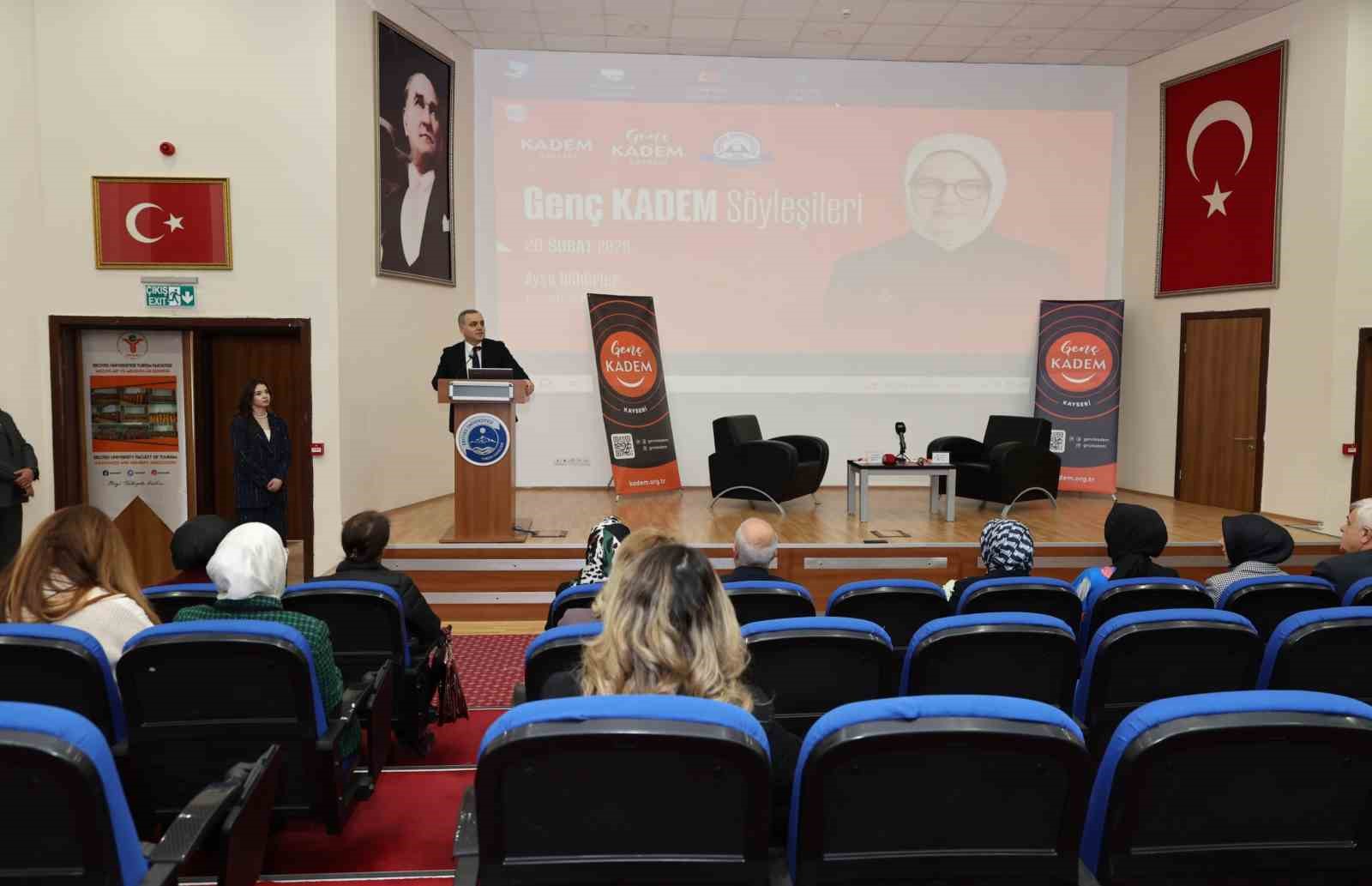 Milletvekili Böhürler, ERÜ’de gençlerle buluştu
