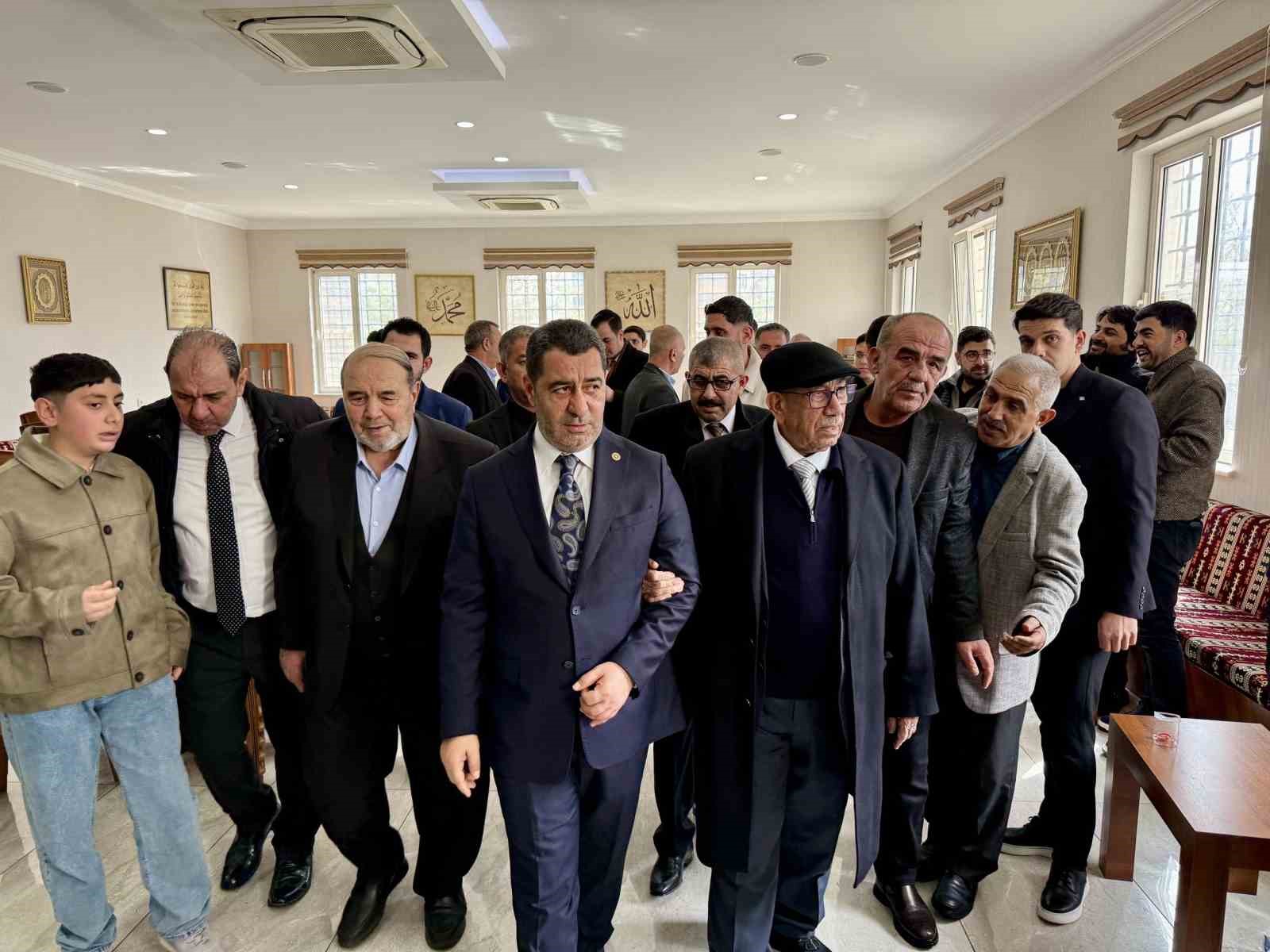 Milletvekili Bozgeyik, Bozgeyik ailesi bayramlaşma törenine katıldı
