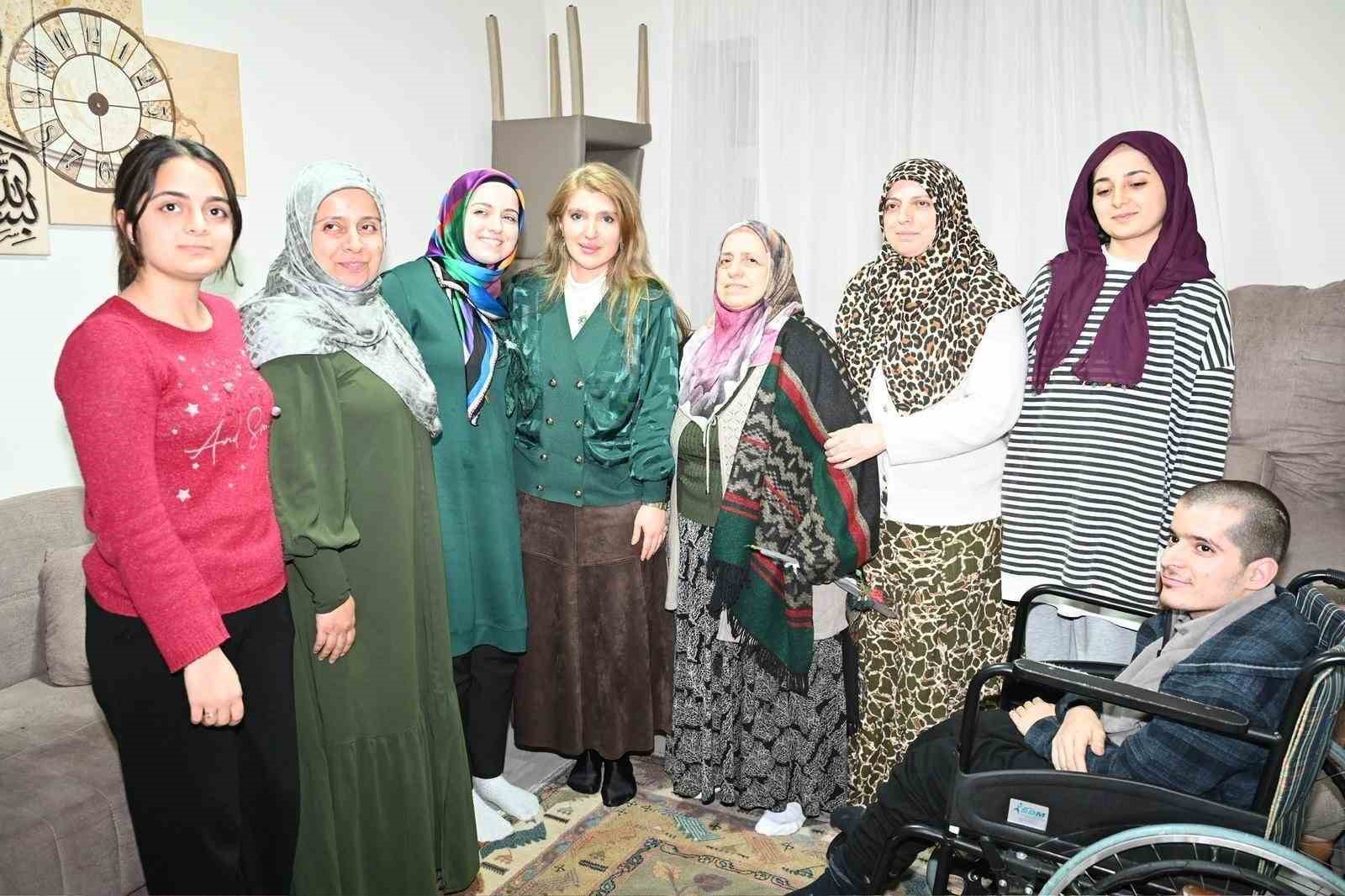 Milletvekili Ölmeztoprak esnafla buluştu, hanelere misafir oldu
