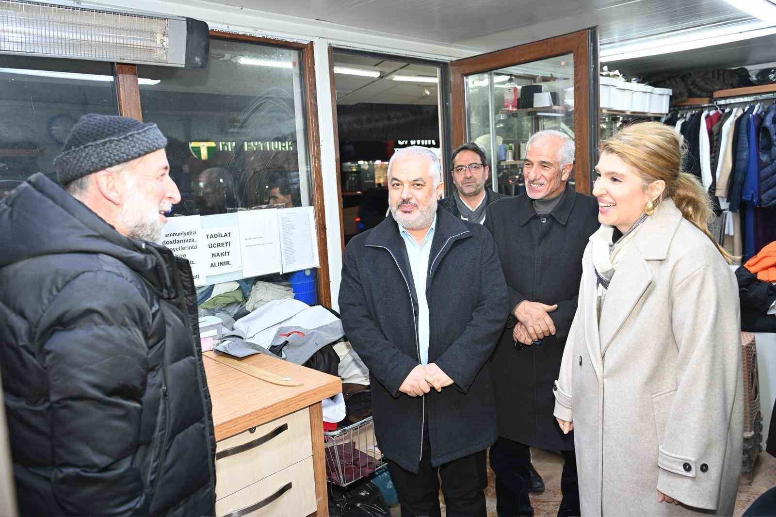 Milletvekili Ölmeztoprak: "Kira yardımı anahtar teslimine kadar devam edecek"
Milletvekili Ölmeztoprak: "Kira yardımı anahtar teslimine kadar devam edecek"