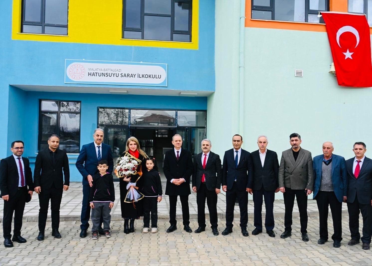 Milletvekili Ölmeztoprak öğrencilerle buluştu
