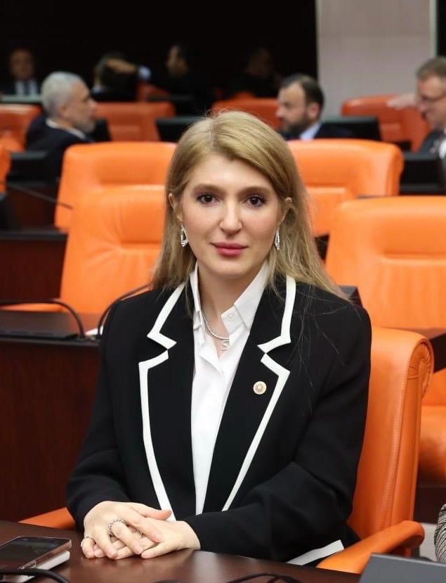 Milletvekili Ölmeztoprak’tan Ramazan ayı mesajı
Milletvekili Ölmeztoprak’tan Ramazan ayı mesajı