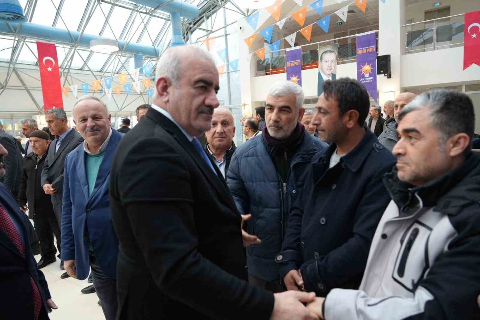 Milletvekili Özhan: "Halkımıza hizmetkar olmayı sürdüreceğiz"
Milletvekili Özhan: "Halkımıza hizmetkar olmayı sürdüreceğiz"