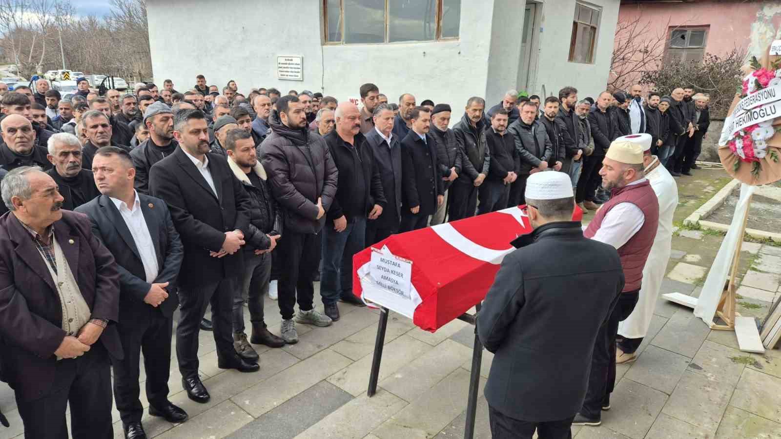 Milli boksör Seyda Keser, Amasya’da son yolculuğuna uğurlandı
