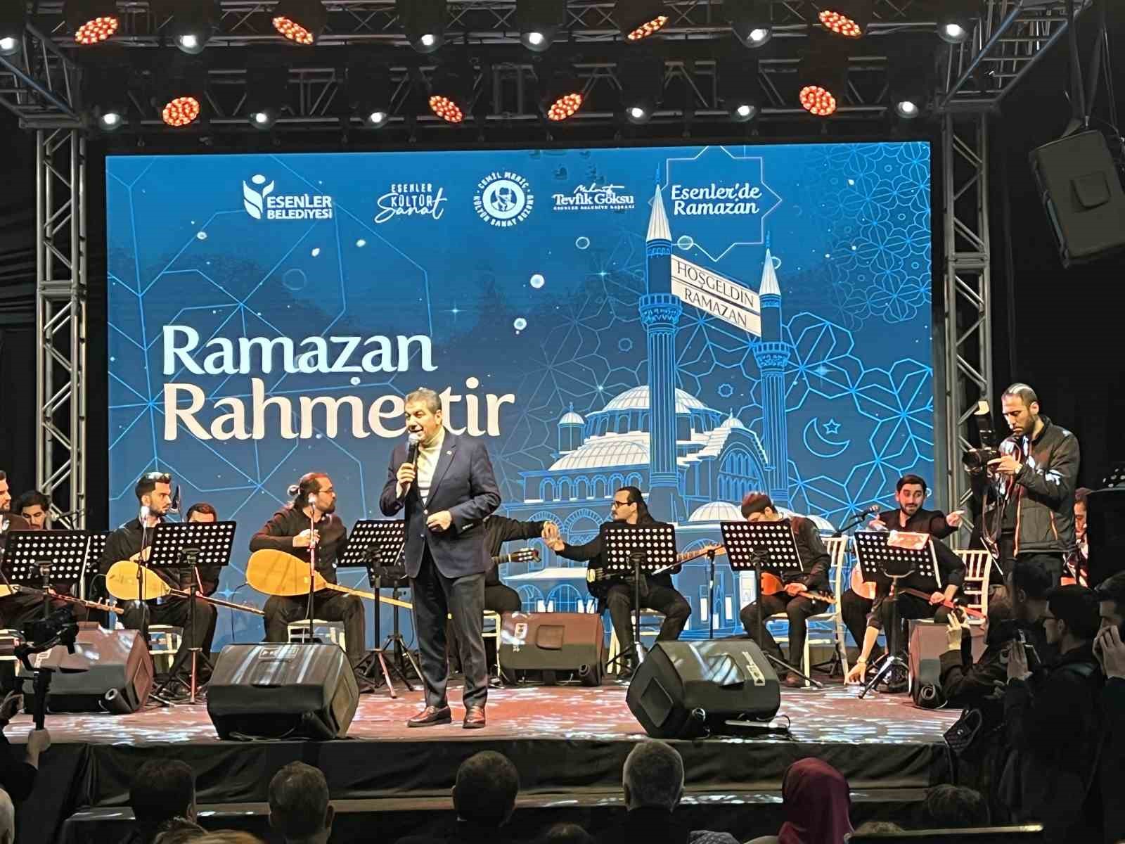 Milli Eğitim Bakanı Tekin: "Çocuklarımız kendi çocuklarına öğretecek kadar öğrensinler, milli ve manevi değerlerimize sahip çıksınlar diye uğraşıyoruz"
