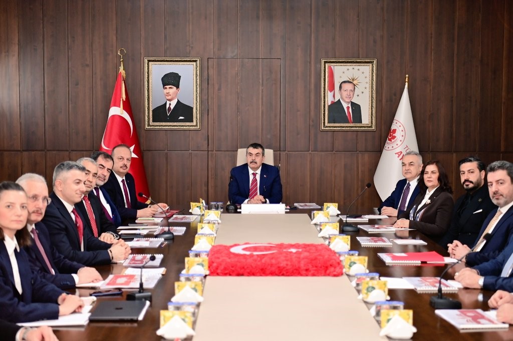 Milli Eğitim Bakanı Tekin: "LGS 13 Haziran Cumartesi günü yapılacak"
