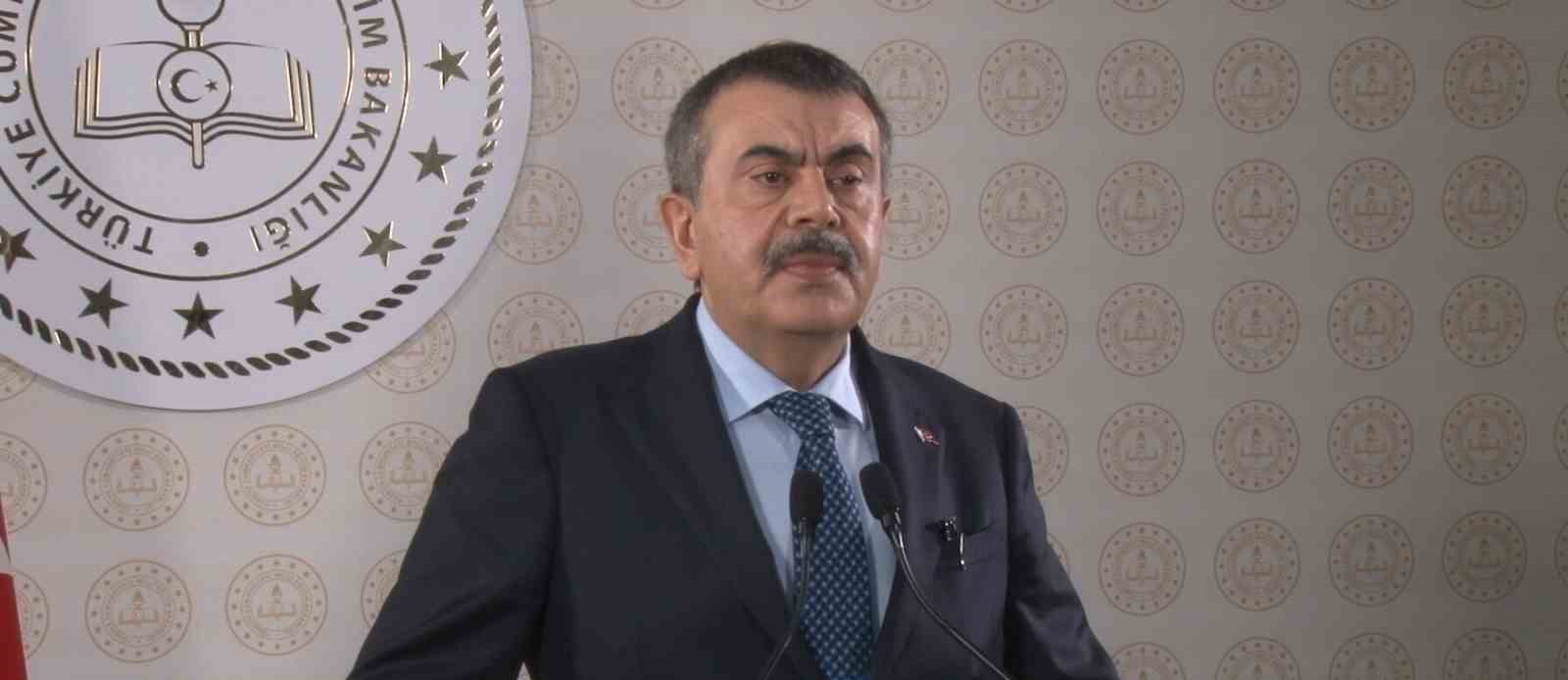 Milli Eğitim Bakanı Tekin okullarda alınacak güvenlik tedbirlerini açıkladı
