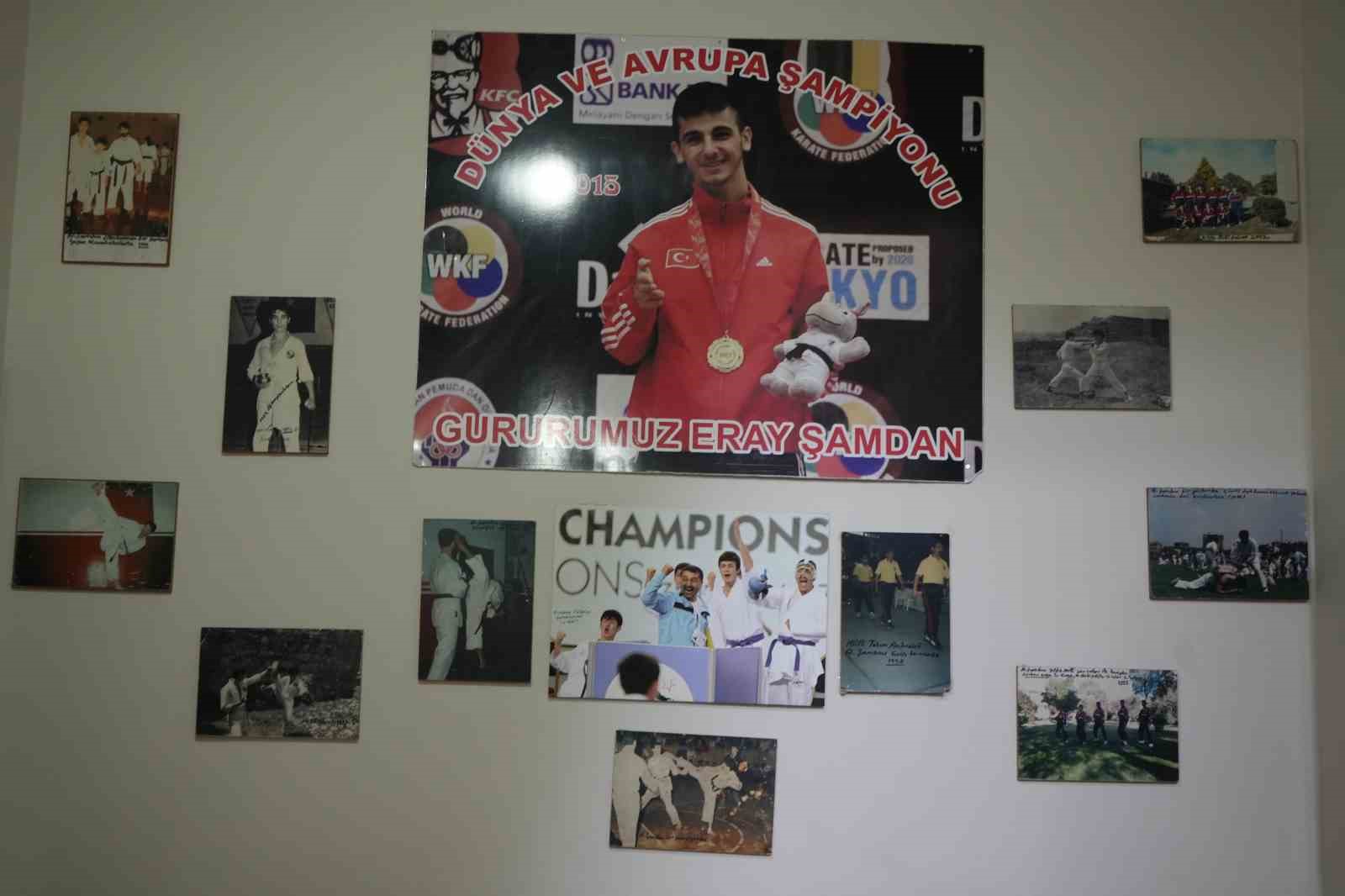 Milli karateci Eray Şamdan veda kararının perde arkasını anlattı
Milli karateci Eray Şamdan veda kararının perde arkasını anlattı