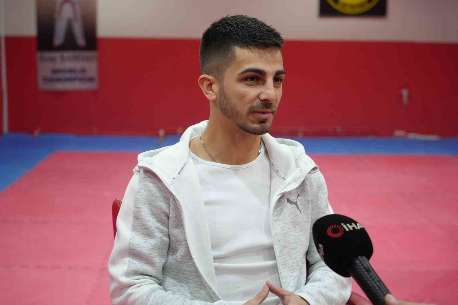 Milli karateci Eray Şamdan veda kararının perde arkasını anlattı
Milli karateci Eray Şamdan veda kararının perde arkasını anlattı