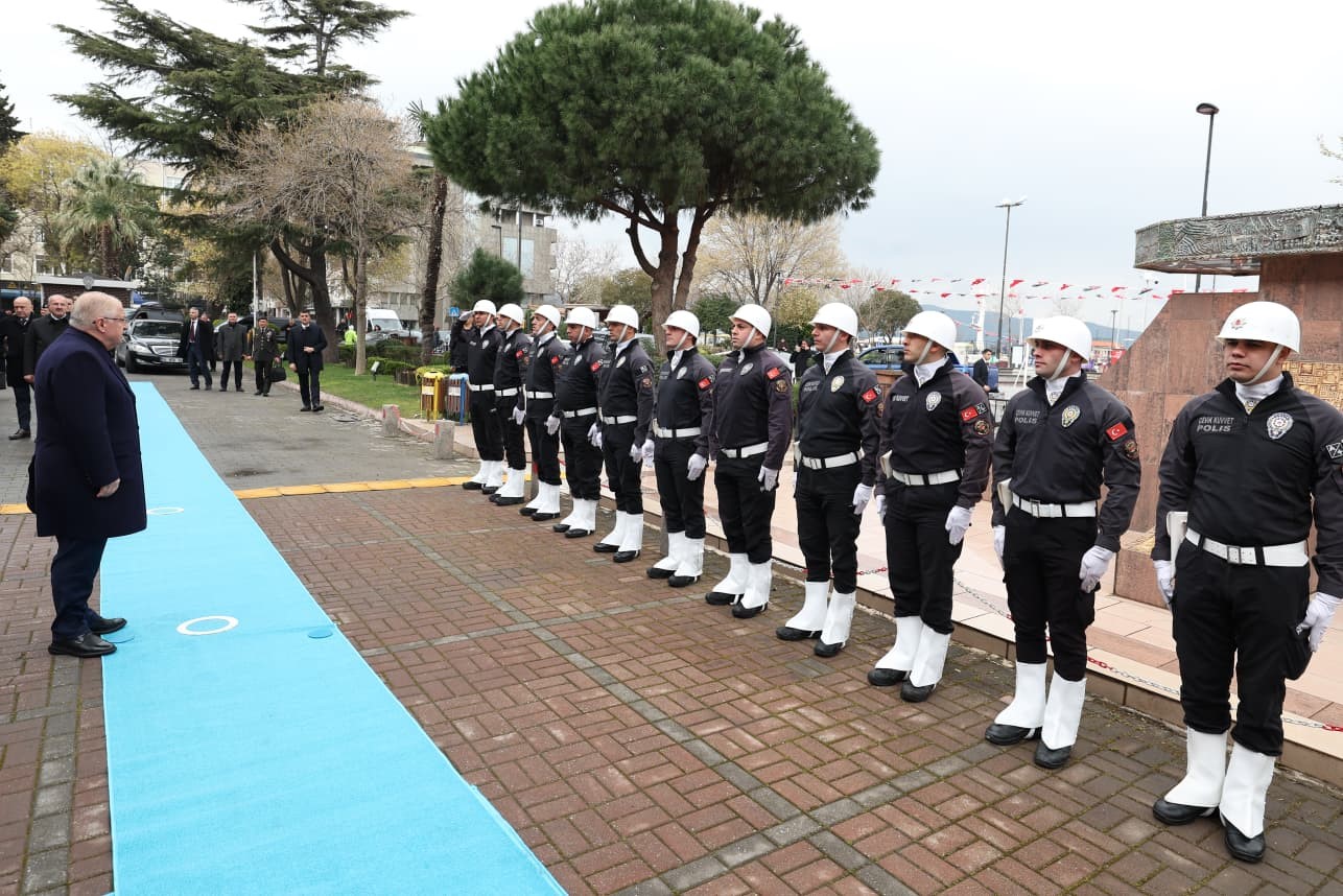 Milli Savunma Bakanı Yaşar Güler, Çanakkale Valiliğini ziyaret etti
