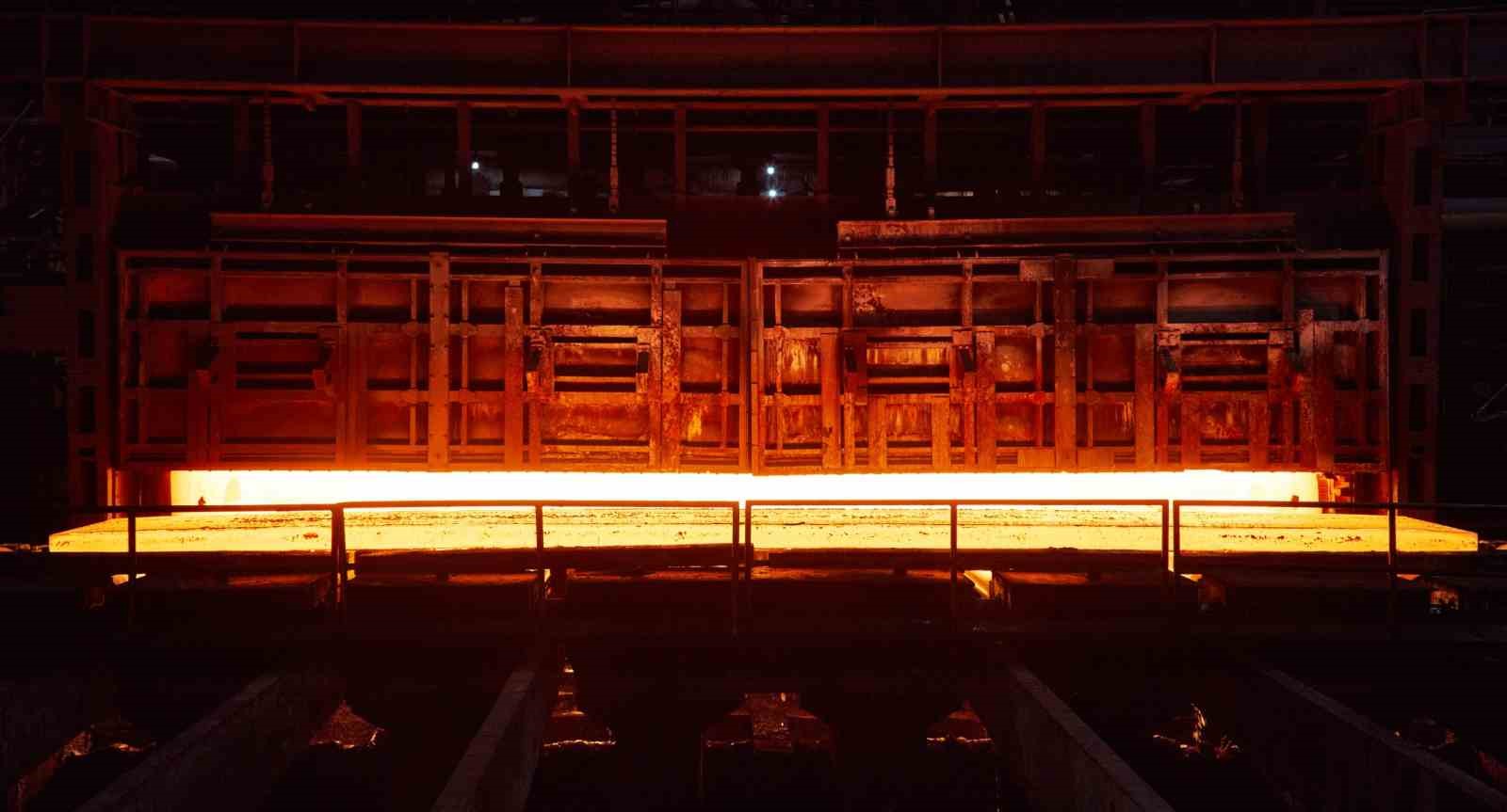 Millî Uçak Gemisi’nin çeliği Erdemir’den
