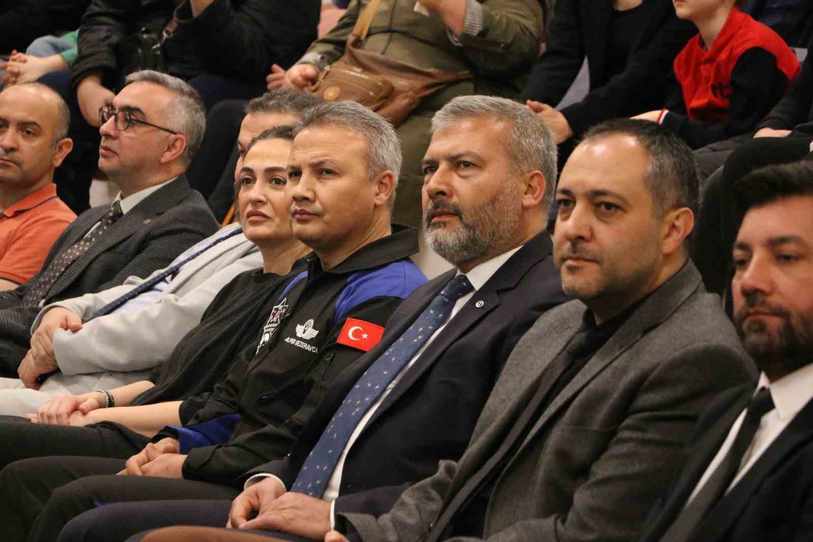 Milli Uzay Programı’nın rotası Eskişehir’de çizildi: Gezeravcı Ay ve Mars misyonlarını anlattı
