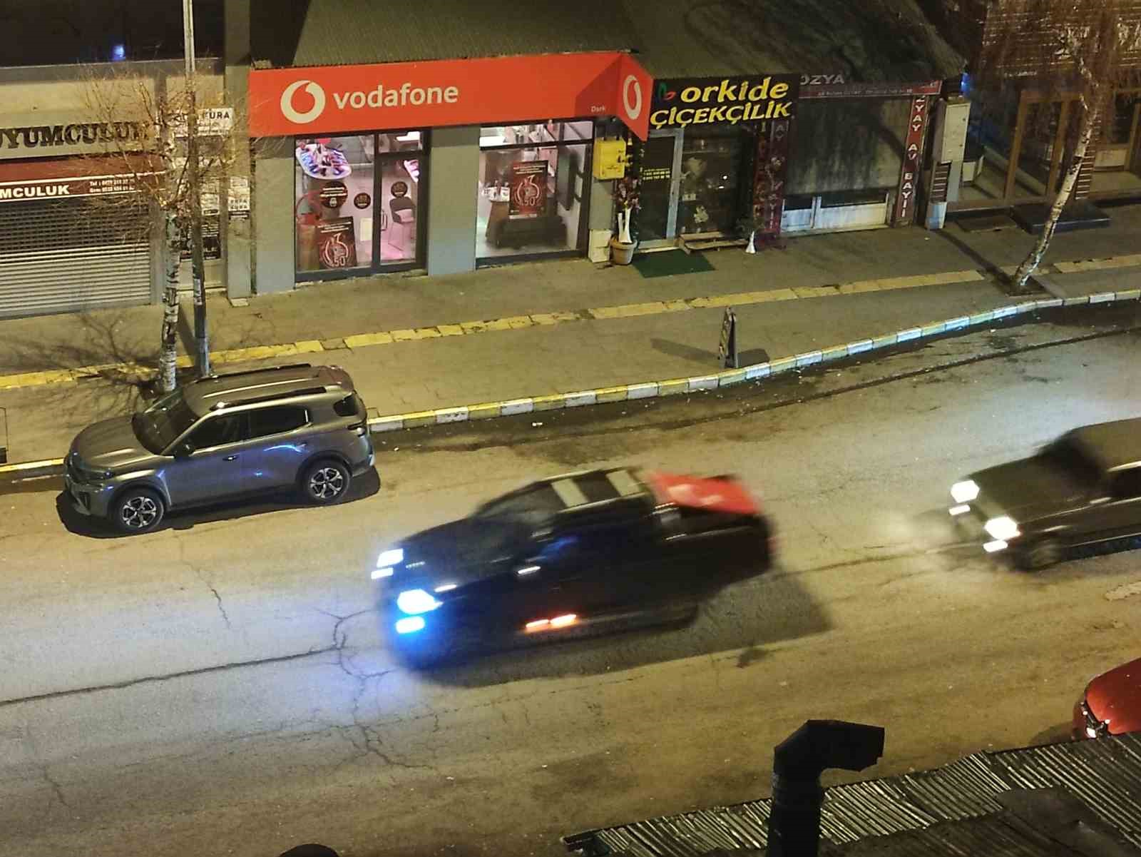 Millilerin zaferi kentte coşkuyla kutlandı
