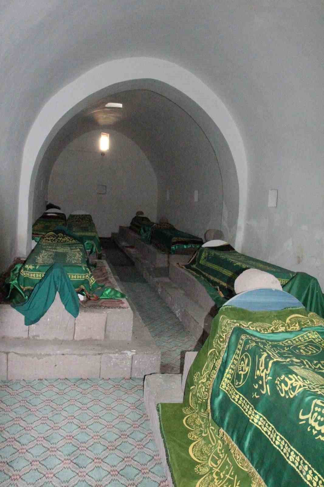 Mimariden tasavvufa: Mahperi Hatun’un Şeyh Turesan ile bıraktığı izler
Mimariden tasavvufa: Mahperi Hatun’un Şeyh Turesan ile bıraktığı izler