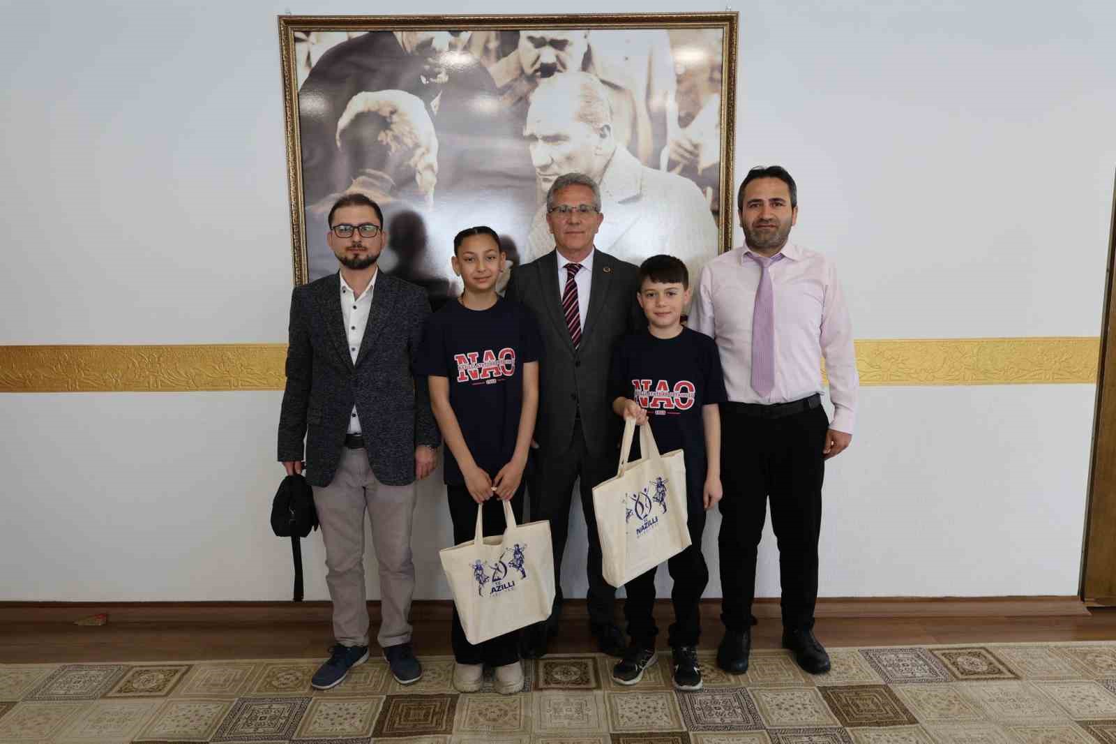 Minik başkanlar 23 Nisan’da Nazilli Belediyesi’nde görev başına geçti
