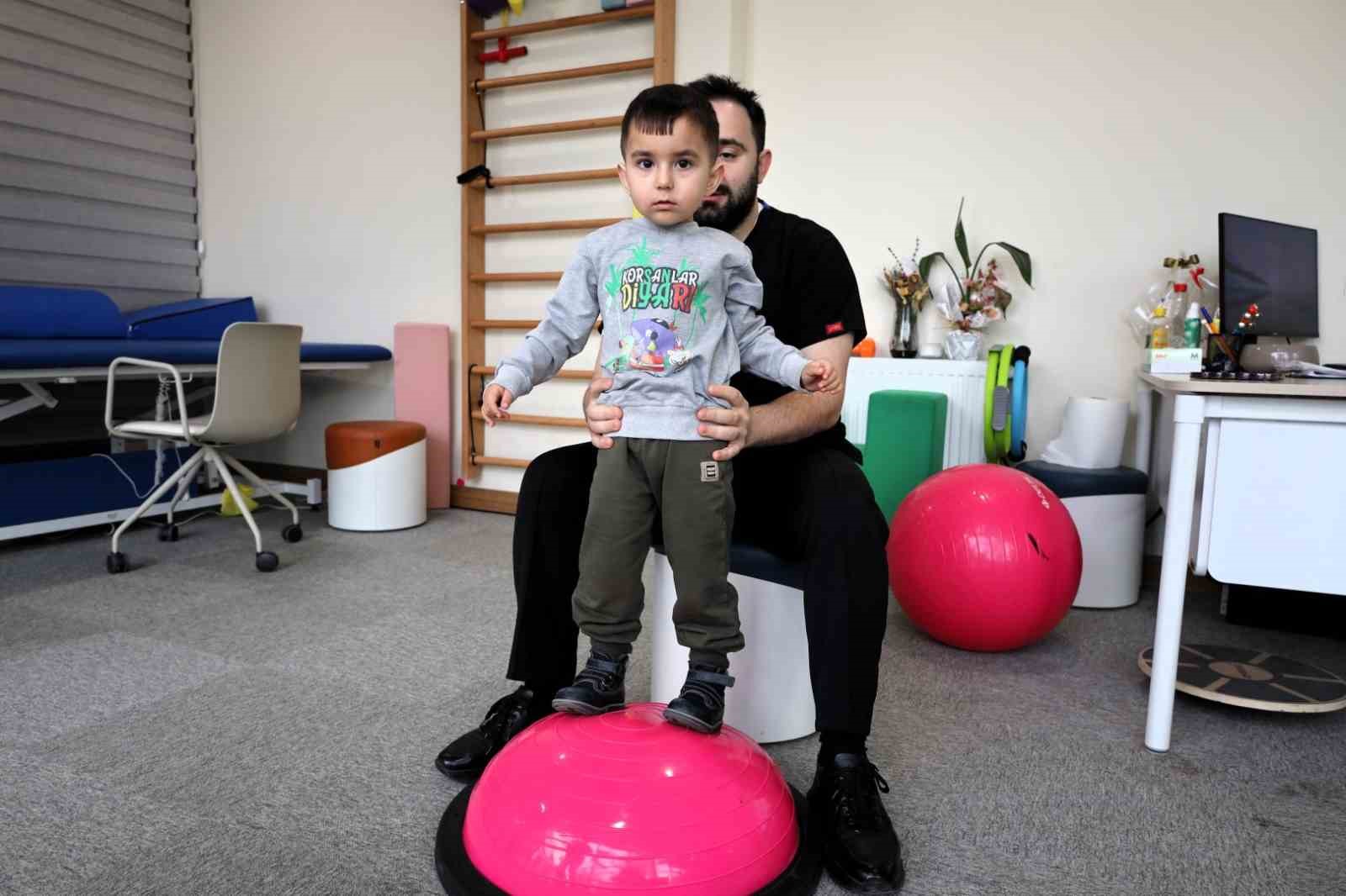 Minik Demir ilk adımları Gonca’da attı
Minik Demir ilk adımları Gonca’da attı