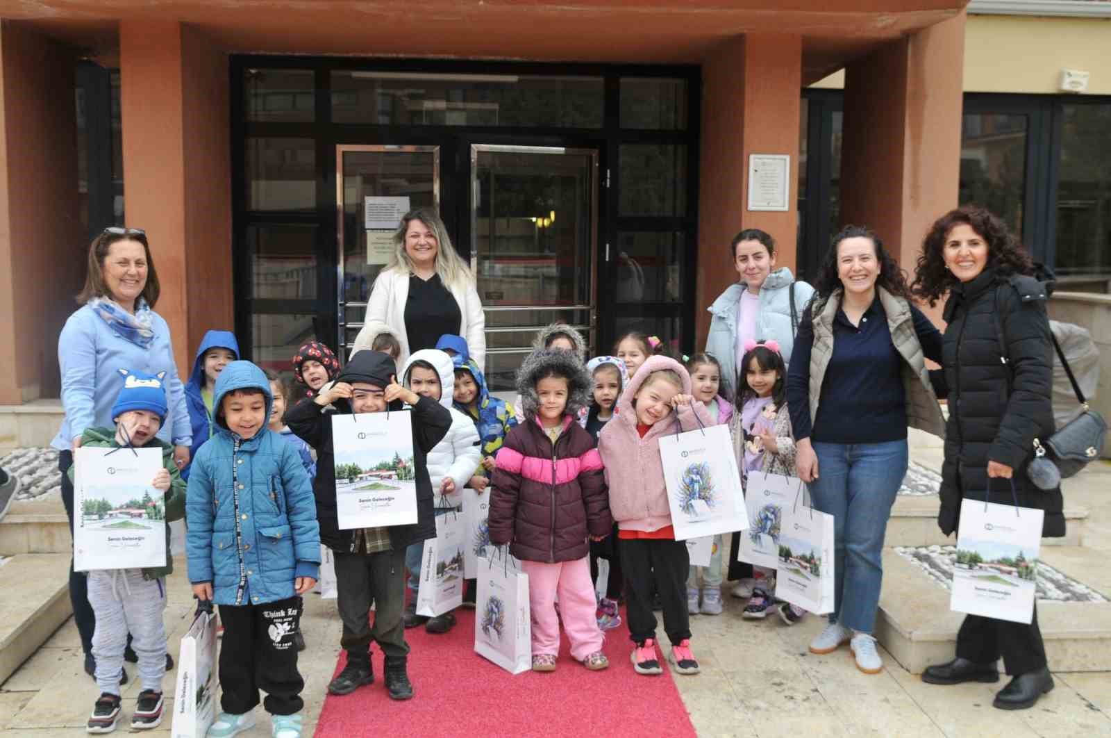 Minik öğrenciler Kütüphane Haftası’nda kitaplarla buluştu
