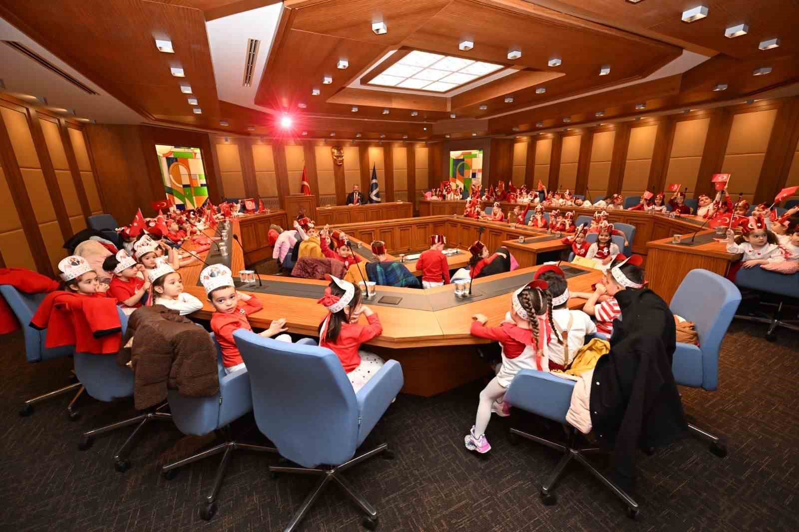 Minikler 23 Nisan’ı coşkuyla kutladı
